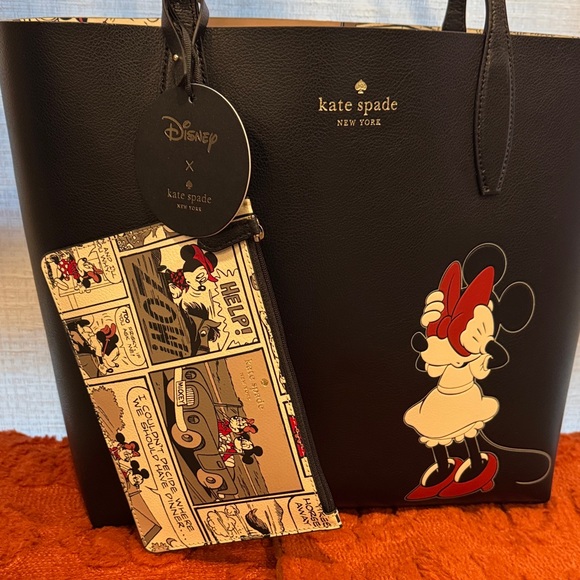 Kate Spade Reversible Black Tote with Minnie Mouse Design - Picture 7 of 12